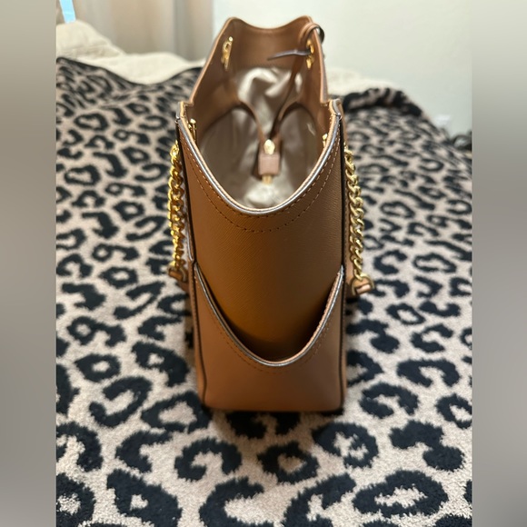 MK purse - Picture 5 of 5